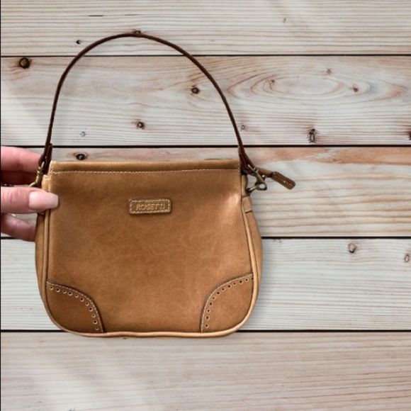 ROSETTI || Tiny Caramel Vinyl Purse 👜 - Picture 1 of 6